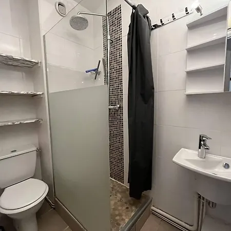 Spacieux 2 Pieces Pour 9 Personnes Avec Terrasse A Plan - Fr-1-757-104 * Peisey-Nancroix